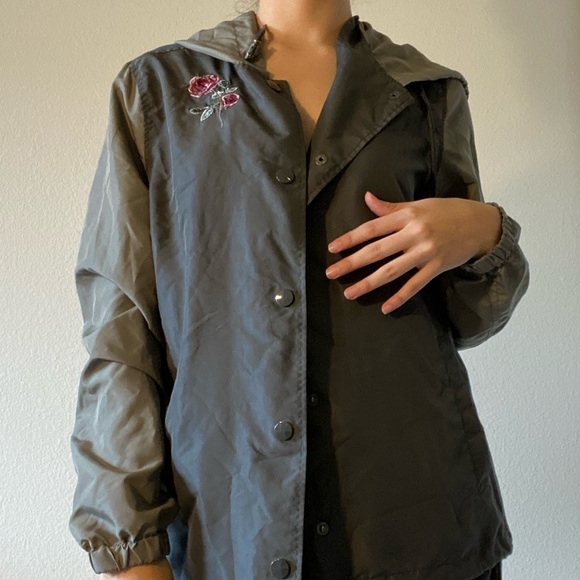 Windbreaker jacket - Picture 2 of 8